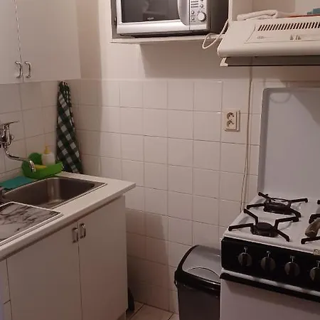 81 Apartment
